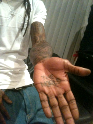 lil wayne new tattoos. Pics: Lil Wayne gets new hand